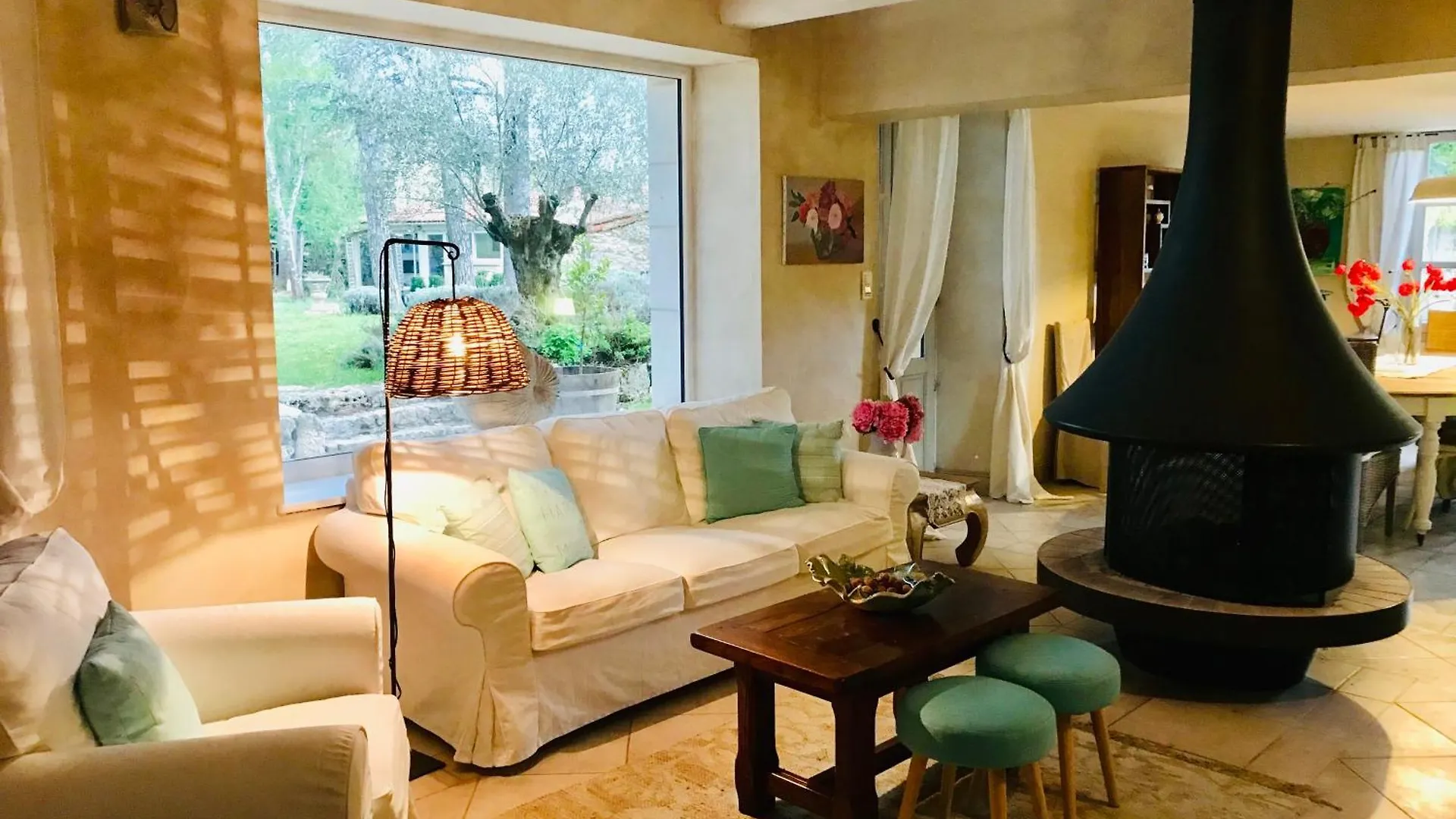 Le Relais Des Anges Bed & Breakfast Mercues France