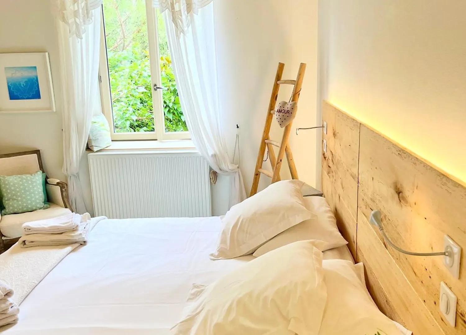 Le Relais Des Anges Bed & Breakfast Mercues 0*,